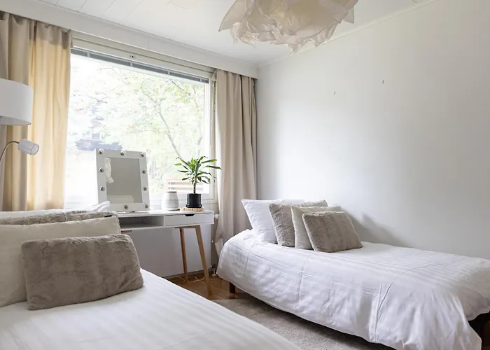 Aurora Row House روفانييمي